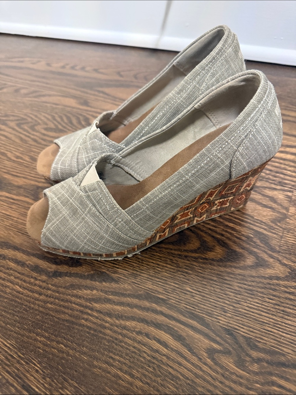 Toms wedge open toe